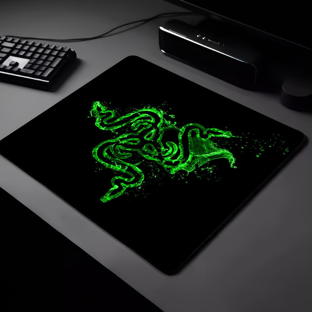 Razer logo Mouse Pad E-sports  - Esports Gaming Logos のレビューと価格