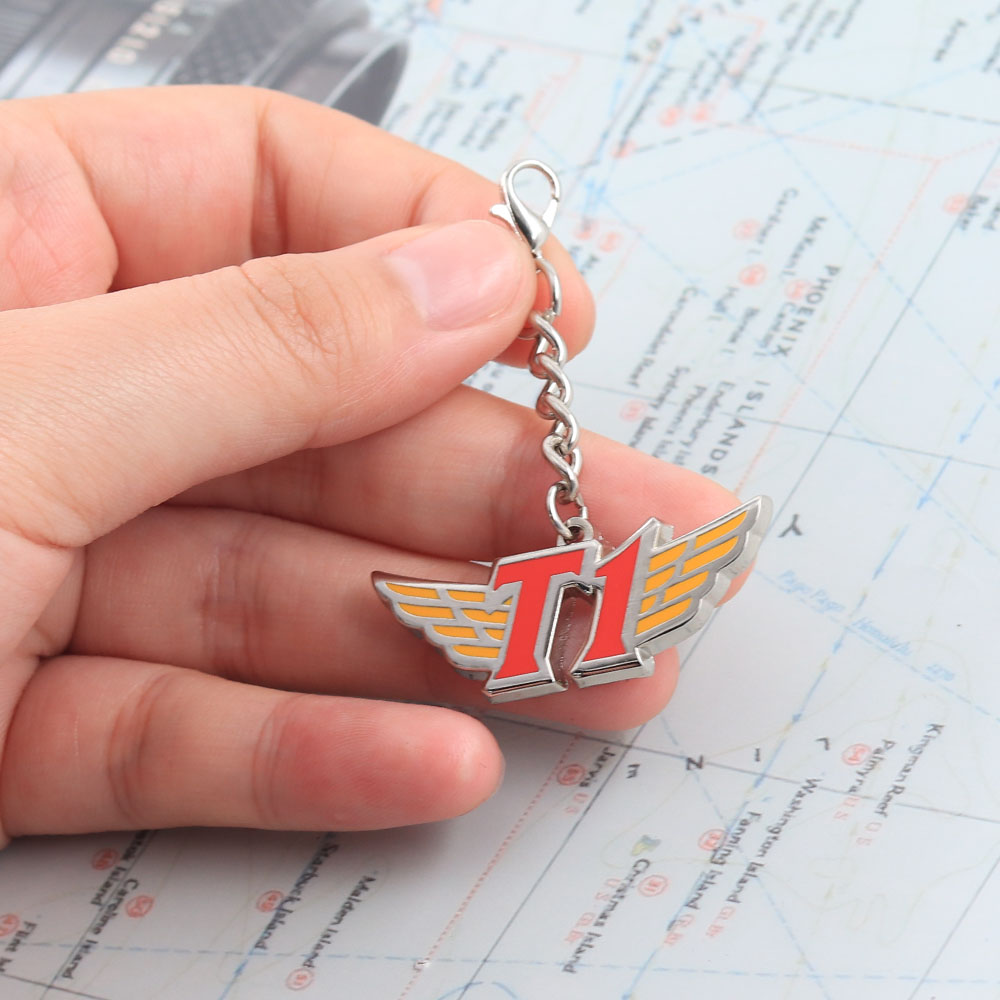T1 Team Logo Metal Keychain En - Esports Gaming Logos のレビューと価格